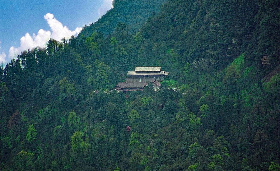 nEO_IMG_仙峰寺.jpg